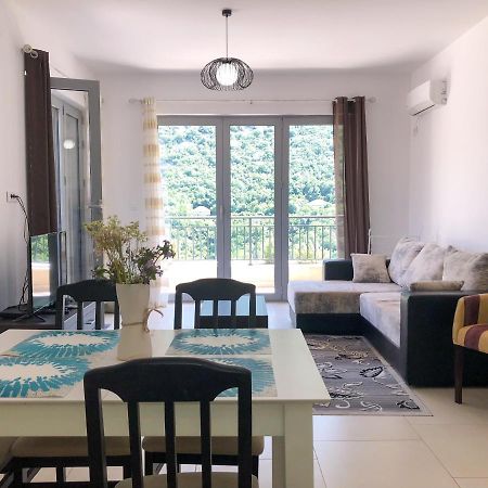 Lavender Bay Apartment D9 ดอนิมอรินิ ภายนอก รูปภาพ